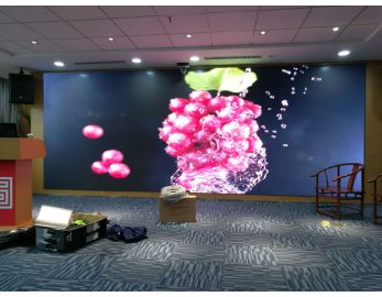 貴陽某商商學院